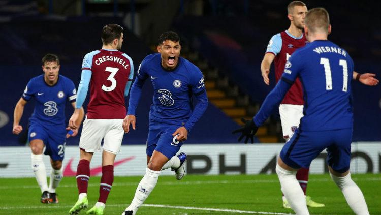 Selebrasi gol Thiago Silva di laga Chelsea vs West Ham United.