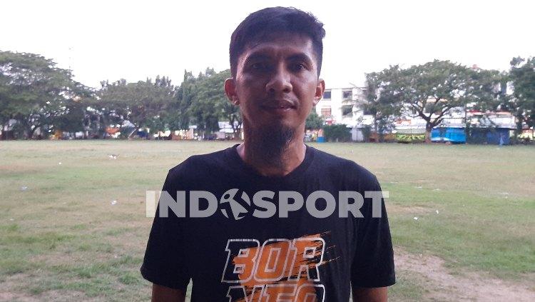 Asisten Pelatih Borneo FC, Ahmad Amiruddin.