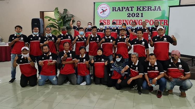 Pengurus SSB Cibinong Poetra usai melakukan rapat kerja 2021, Rabu (6/1/21).