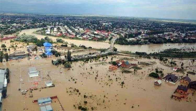 Miris! Penampakan Ribuan Pengungsi Korban Banjir Kalsel di Markas Barit