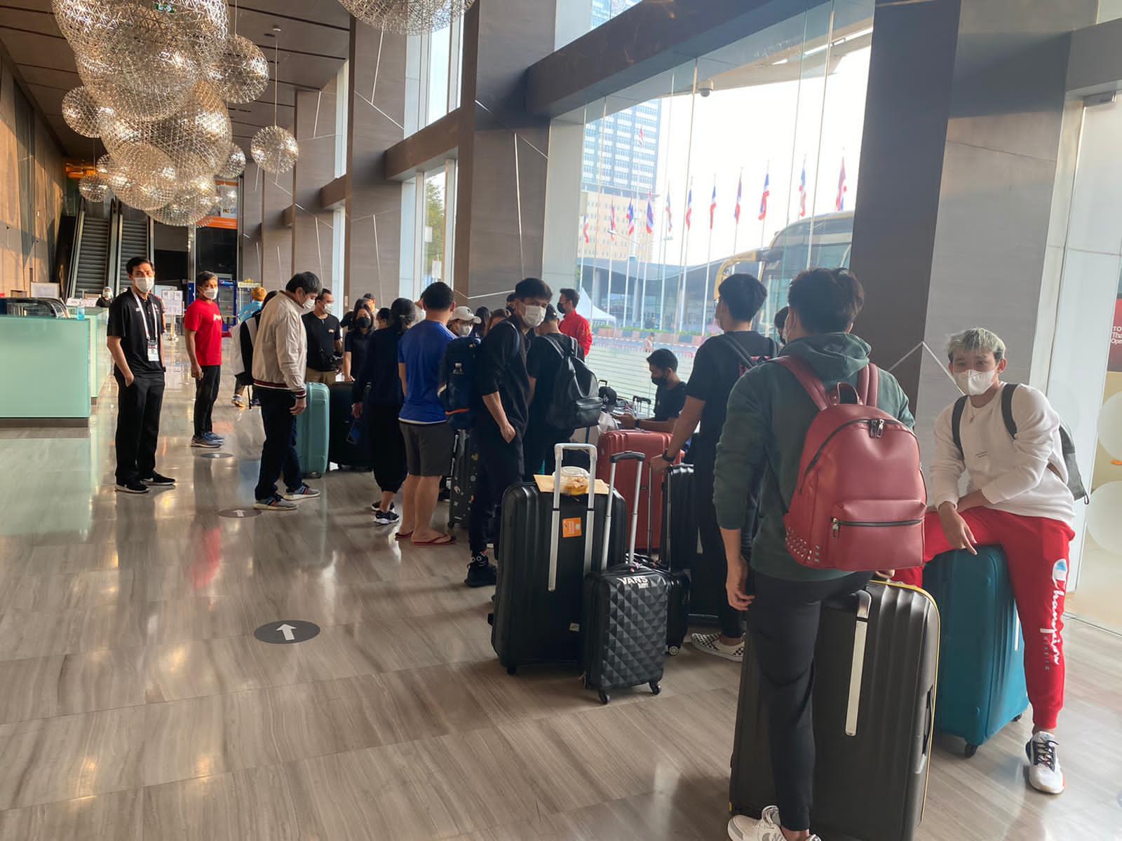 Skuat Bulutangkis Indonesia kembali ke Tanah Air usai bertanding pada dua pertandingan di Thailand.