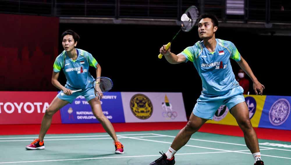 Tampil onfire sejak awal pertandingan, Hafiz Faizal/Gloria Emanuelle Widjaja melanjutkan perjuangan di babak 16 besar Indonesia Masters 2021. - INDOSPORT