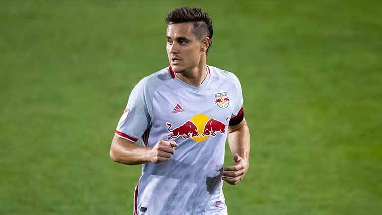 Aaron Long, pemain New York Red Bulls.