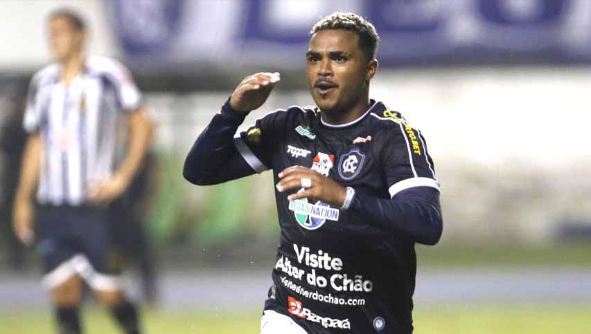Emerson Carioca, pesepakbola asal Brasil. - INDOSPORT
