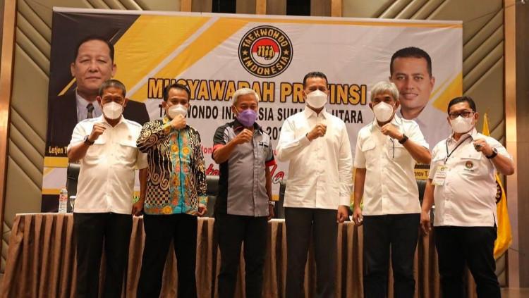 Wakil Gubernur Sumut, Musa Rajekshah, terpilih kembali menjadi Ketum TI Sumut periode 2021-2025. - INDOSPORT