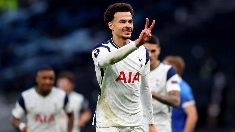 Bintang Tottenham Hotspur, Dele Alli, mencetak gol dalam pertandingan Liga Europa kontra Wolfsberger, Rabu (24/2/21).