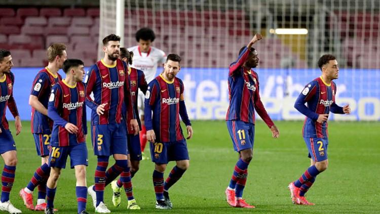 Joan Laporta bakal menjual 10 bintang Barcelona dan mempertahankan Lionel Messi pada bursa transfer lanjutan.