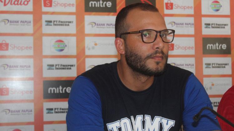 Pelatih Fisik Persipura, Breno Araujo.