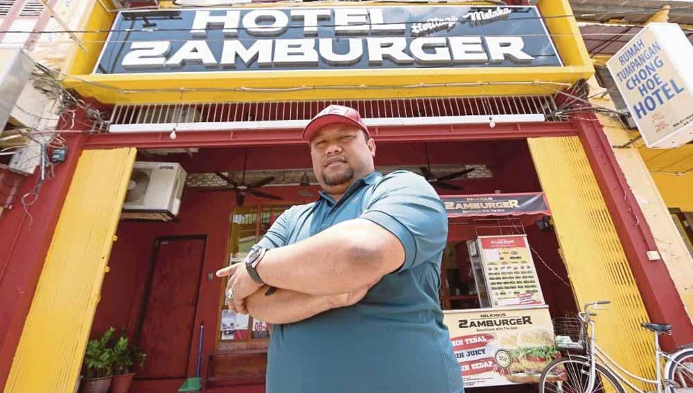 Juragan Hotel Malaysia Norizam Tukiman sekaligus pemilik klub Kelantan FC dan PSPS Riau