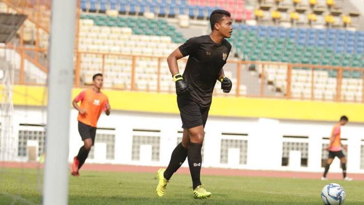 Kiper Persita, Muhamad Darmawan saat mengikuti TC Timnas Indonesia U-19.