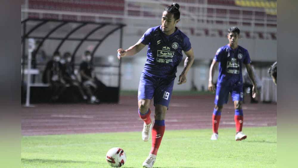 Laga pertandingan antara Arema FC vs Barito Putera di Piala Menpora 2021.