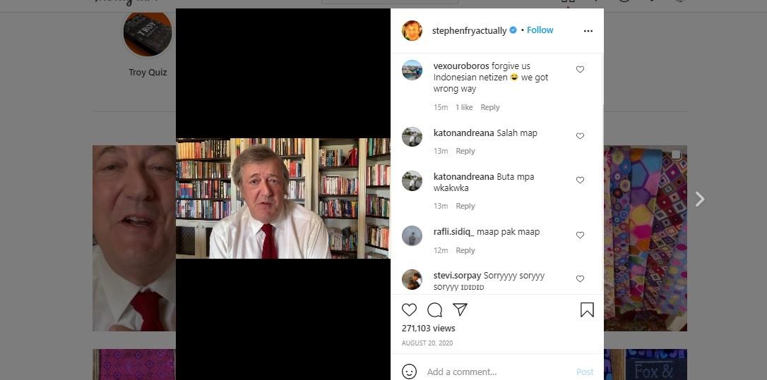 Aktor kawakan Inggris, Stephen Fry (tengah). Copyright: Instagram