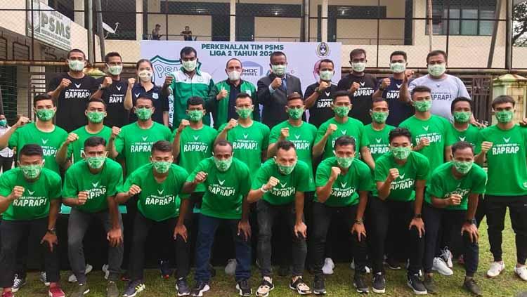 Edy Rahmayadi (tengah) saat menghadiri perkenalkan tim PSMS Medan musim 2021.