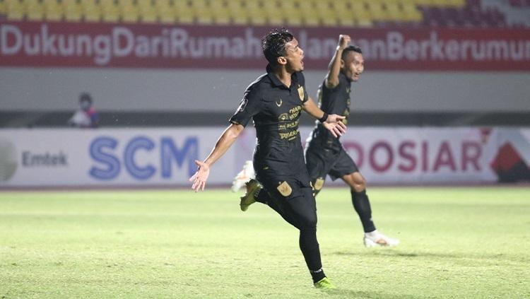 Selebrasi pemain PSIS Semarang usai mencetak gol ke gawang Arema FC di Piala Menpora 2021.