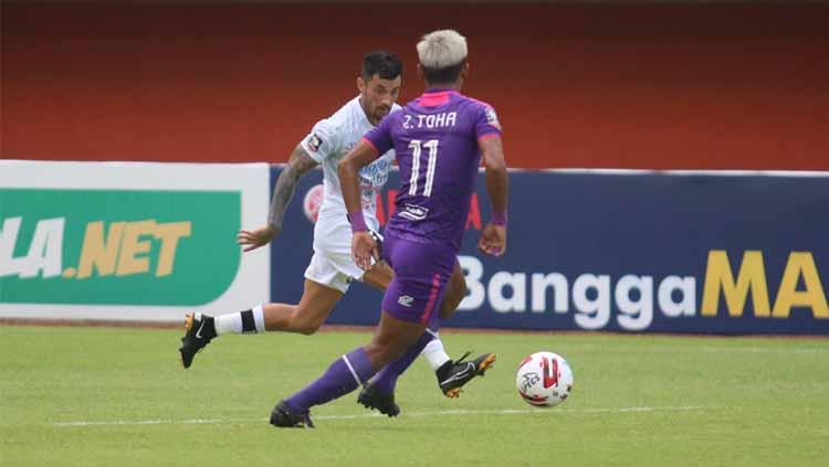 Suasana pertandingan Piala Menpora yang mempertemukan Persita dengan Bali United.