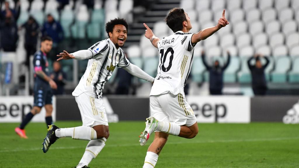 Daniele Rugani dan Paulo Dybala dilaporkan bisa absen karena cedera saat Juventus bertandang ke markas Villarreal di babak 16 besar Liga Champions. - INDOSPORT