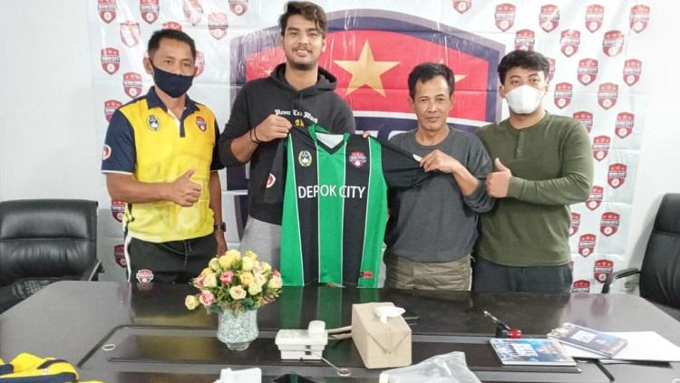 Depok City meresmikan kiper eks Semen Padang U-20, Wildan Mauluddin Achyar. - INDOSPORT