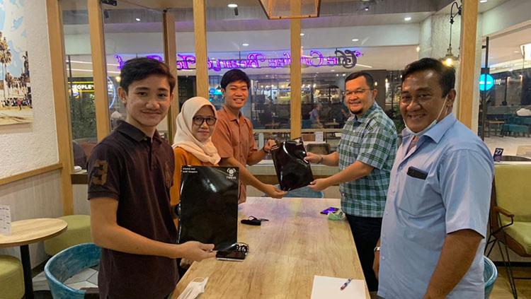 Sriwijaya FC sepakat dengan Tweve Apparel untuk penyedia jersey tim.