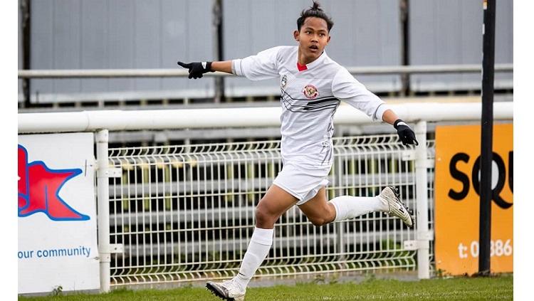 Striker Garuda Select 3 Kagumi Bambang Pamungkas: Sepak Bola vs Sekolah - INDOSPORT.COM