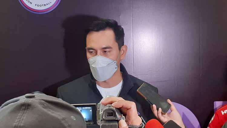 COO Rans Cilegon FC, Darius Sinatrya