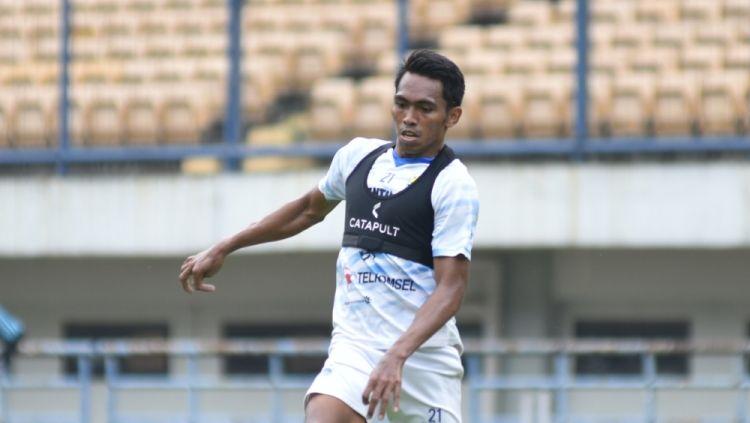 Frets Butuan saat berlatih dengan Persib. - INDOSPORT