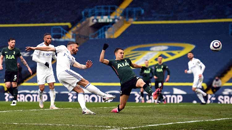 Leeds United v Tottenham Hotspur di Liga Inggris musim lalu.