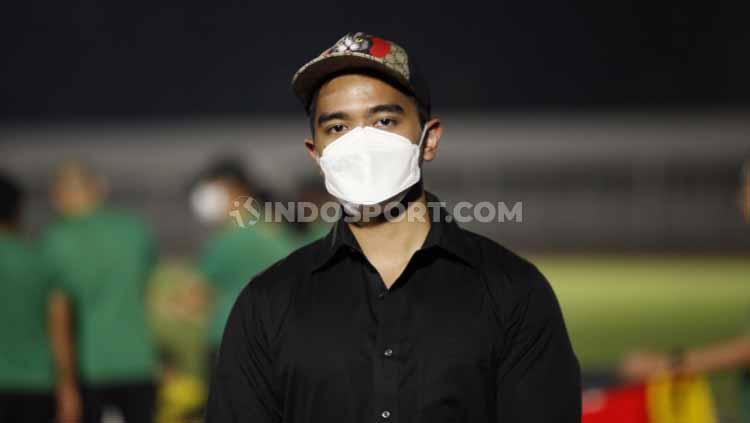 Kaesang Pangarep saat mengunjungi TC Timnas Indonesia Senior di Stadion Madya Senayan, Selasa (11/05/21).