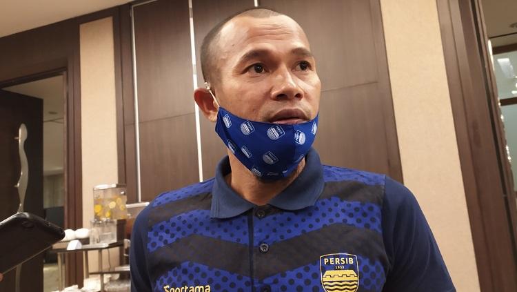 Mantan kapten Persib, Supardi Nasir, saat ditemui di Bandung beberapa waktu lalu. - INDOSPORT