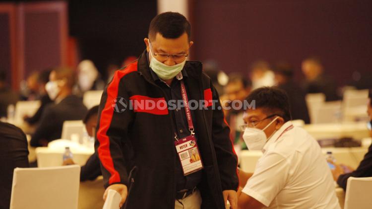 Perwakilan Sriwijaya FC, Hendri Zainuddin hadir pada acara Kongres PSSI 2021 di Hotel Raffles, Jakarta, Sabtu (29/05/21).