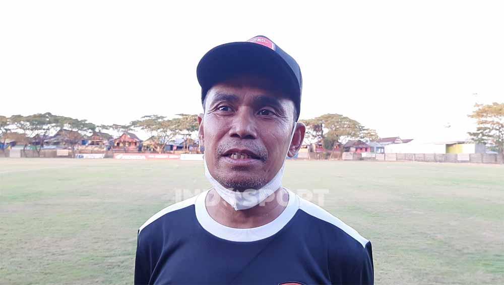 Pelatih klub Liga 1 PSM Makassar, Syamsuddin Batola.