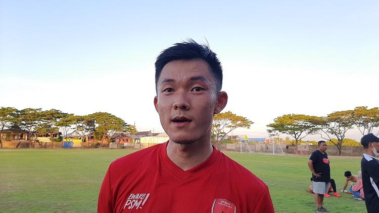 Sutanto Tan saat masih membela PSM Makassar. Saat ini ia bermain untuk Persis Solo di Liga 1 2022. - INDOSPORT