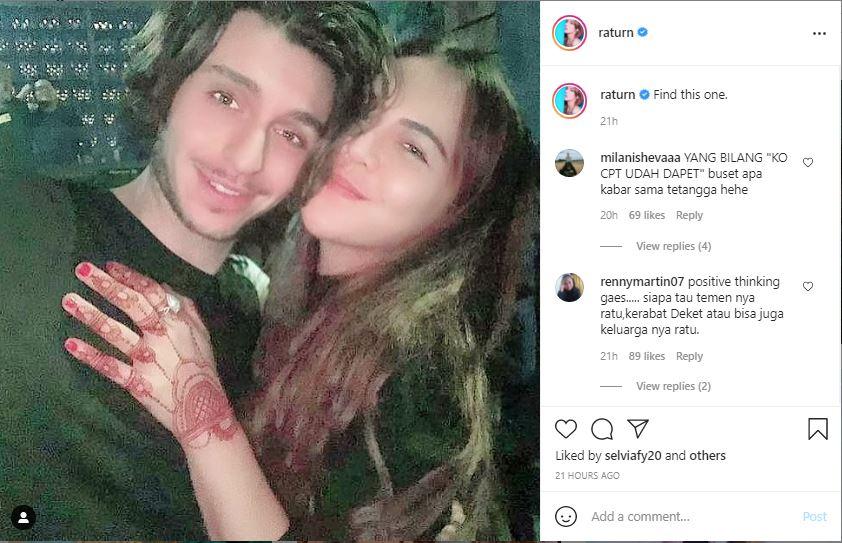 Ratu Rizky Nabila mengunggah foto lawas bersama seorang pembalap Copyright: instagram.com/raturn