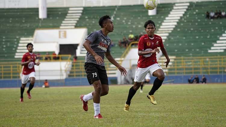 Skuat PSMS Medan saat melakoni laga uji coba kontra tim sepak bola PON Aceh di Stadion Harapan Bangsa, Banda Aceh, Jumat (25/06/21) sore.