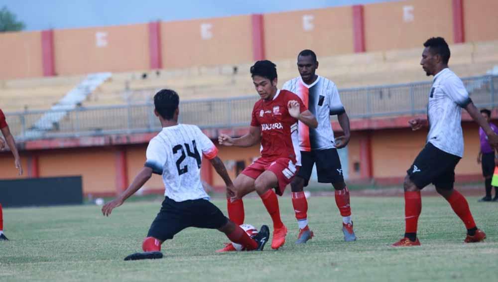 Putra Jombang saat beruji coba dengan Madura United jelang bergulirnya Liga 3 musim ini.