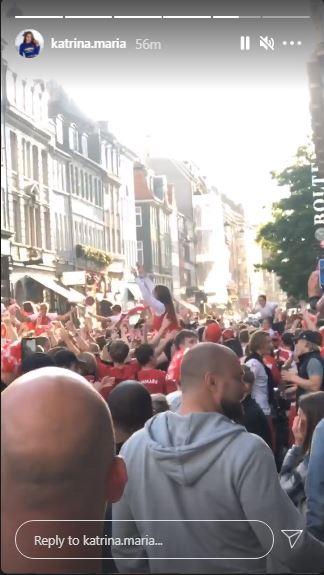 Katrina Maria Ikut Pesta Kemenangan Bersama Suporter Timnas Denmark Copyright: instagram.com/stories/katrina.maria