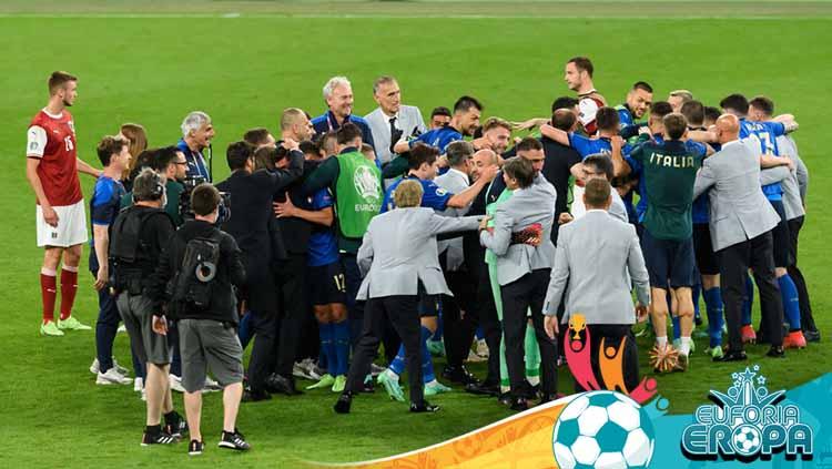 Para pemain Italia merayakan kemenangan pada pertandingan babak 16 besar Euro 2020 antara Italia vs Austria.