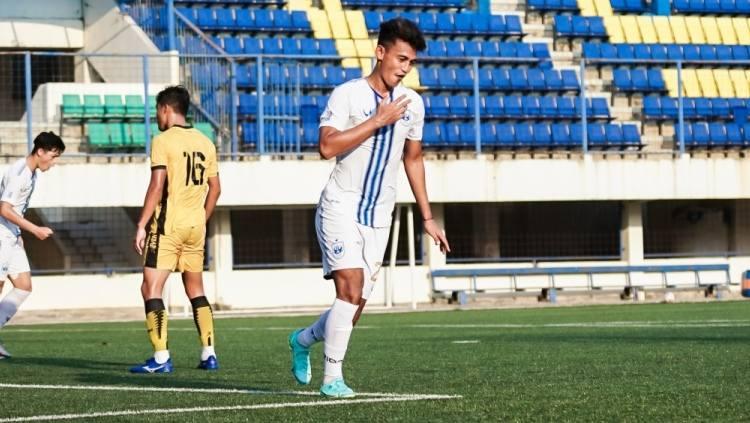 Hari Nur Yulianto saat melakukan selebrasi usai menjebol gawang PSIM di laga uji coba. Copyright: Media PSIS