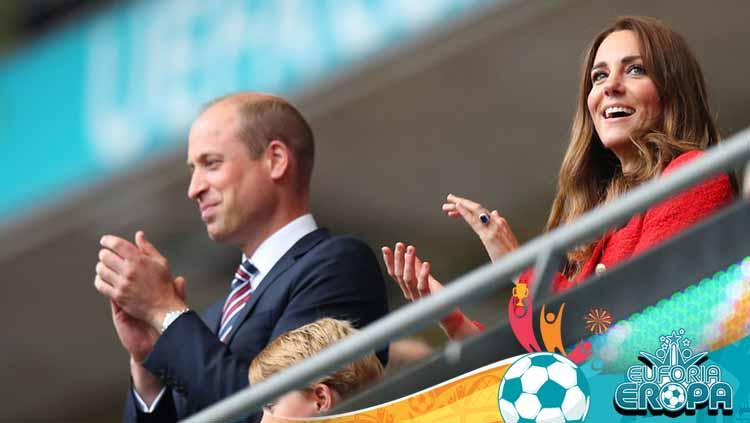 Kate Middleton dan Pangeran William saat menyaksikan pertandingan babak 16 besar Kejuaraan UEFA Euro 2020 antara Inggris dan Jerman.