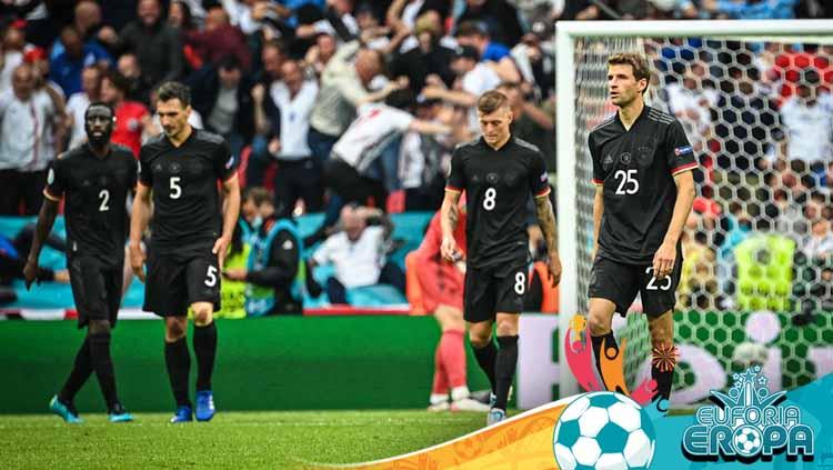Para pemain Timnas Jerman terlihat sedih usai dikalahkan Timnas Inggris. Copyright: Marvin Ibo Guengoer/Getty Images