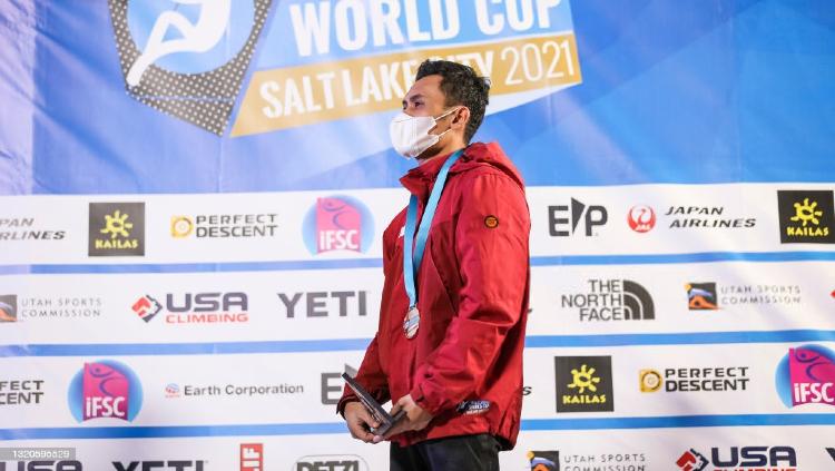 Atlet panjang tebing, Veddriq Leonardo, mencatat emas sekaligus mempertajam rekornya di Federation of Sports Climbing (IFSC) World Cup Seoul, Jumat (28/04/23).