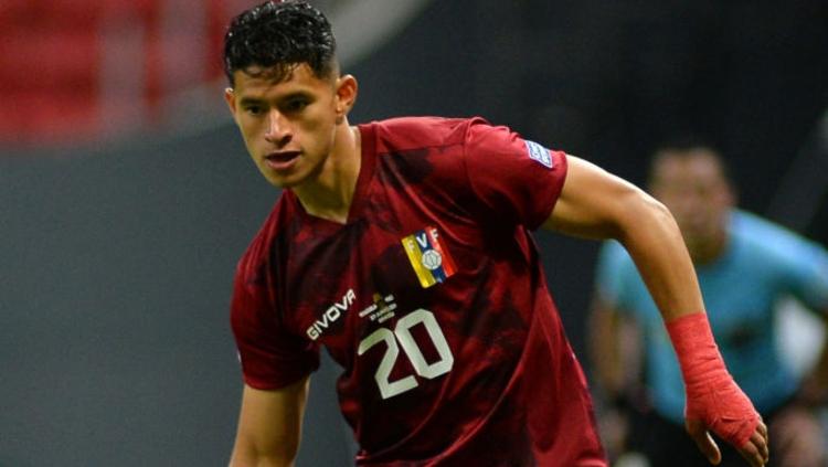 Ronald HernÃ¡ndez, pemain Venezuela yang Bisa Diboyong Klub Liga 1