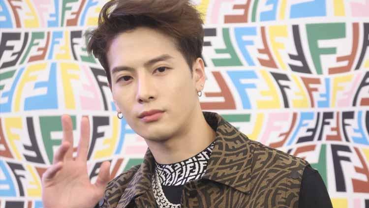 Sebelum menjadi penulis lagu sekaligus anggota terkenal Korea Selatan, Boyband GOT7, rupanya Jackson Wang pernah menjadi atlet anggar Hong Kong.