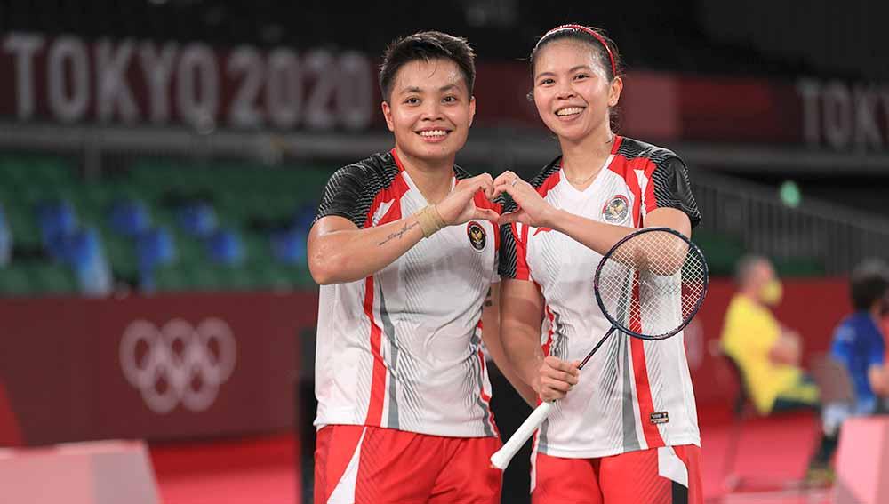 Pasangan ganda putri andalan Indonesia, Greysia Polii/Apriyani Rahayu sukses menyabet juara grup A di bulutangkis ganda putri Olimpiade Tokyo 2020.