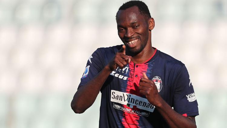 Simeon Tochukwu Nwankwo, Penyerang Crotone