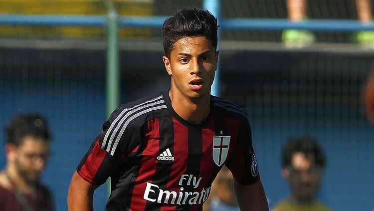 Hachim Mastour saat masih membela AC Milan.
