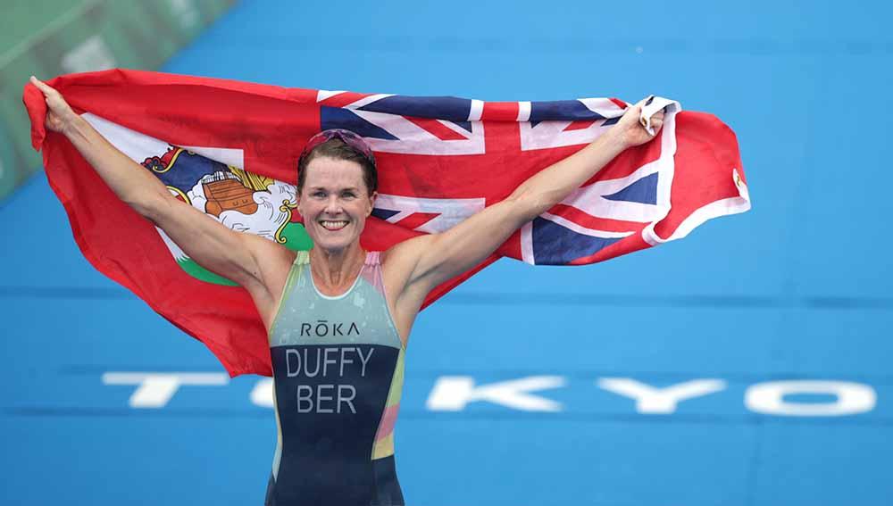 Flora Duffy, atlet triathlon asal Bermuda yang raih emas Olimpiade Tokyo 2020. - INDOSPORT