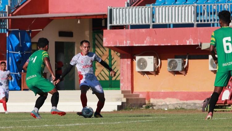 Uji coba Madura United vs Madura FC. - INDOSPORT