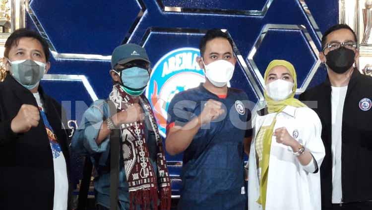 Di tengah suasana duka karena Tragedi Kanjuruhan, Arema FC diterpa kabar miring ikhwal adanya tunggakan pajak dalam gelaran laga sepak bola Liga 1 di Kabupaten Malang.