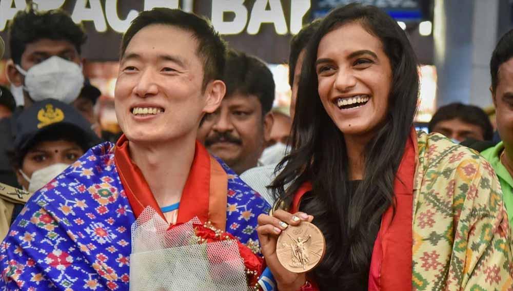 Pebulutangkis tunggal putri India, Pusarla Venkata Sindhu, menjadi crazy rich setelah namanya masuk dalam 10 atlet putri dengan bayaran tertinggi pada 2021. - INDOSPORT