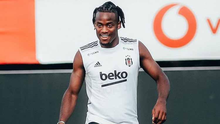Pemain baru Besiktas, Michy Batshuayi.